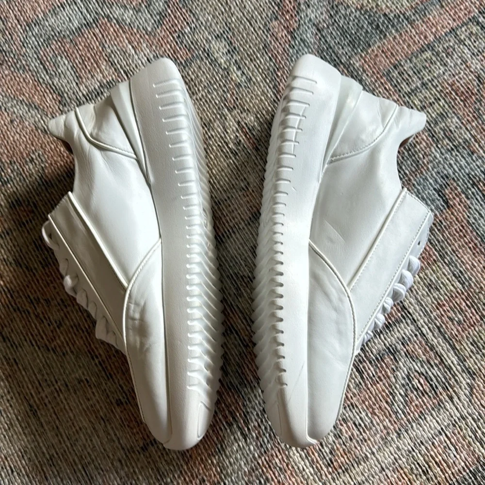 Aquatalia Claretta Sneaker in White